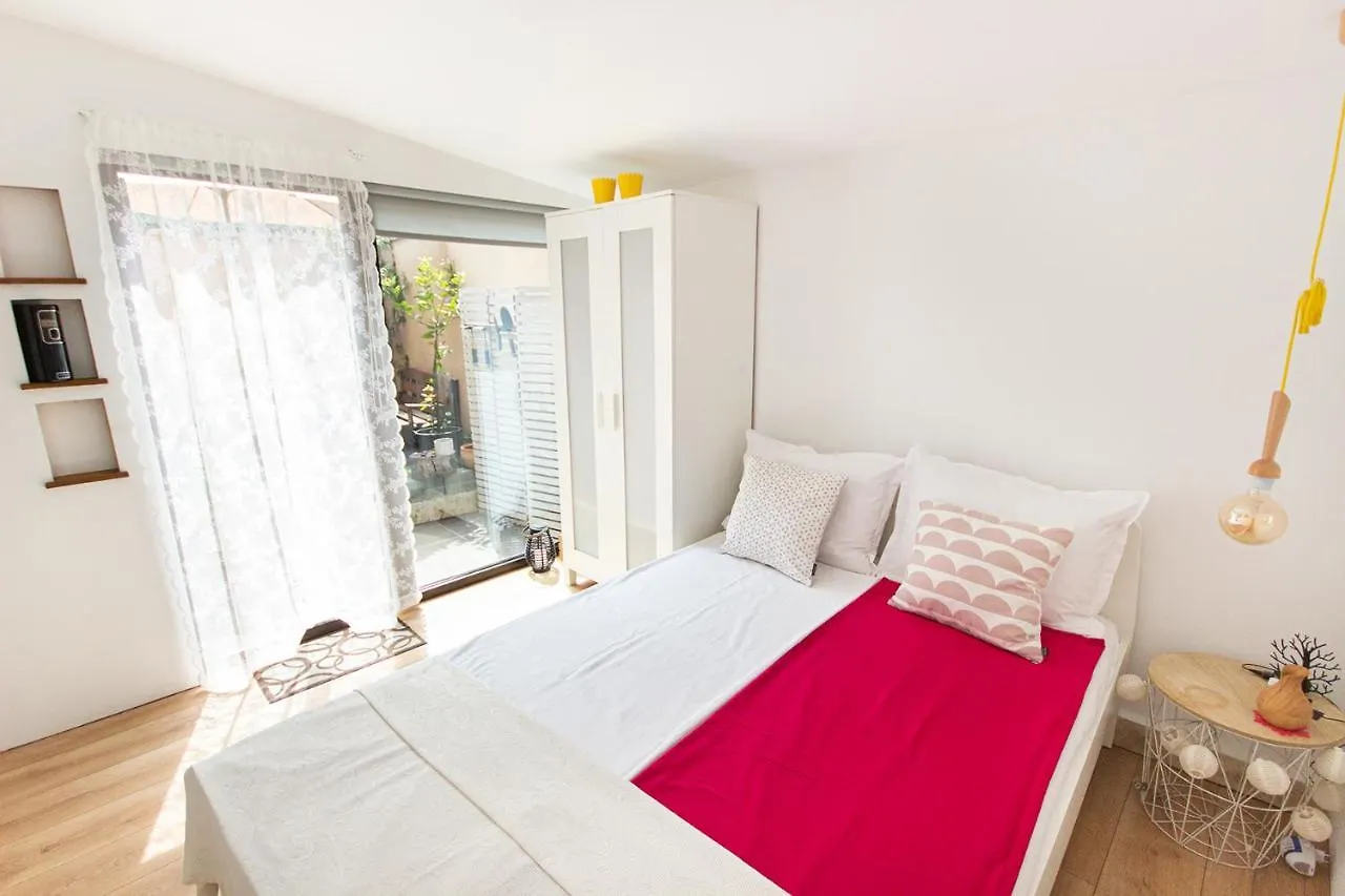 Dreamcatcher'S Home By Rv Apartments Варна